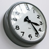 Jundes Vintage Industrial Clock