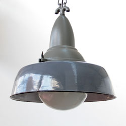 Industrial Lamp, cast steel, enamel lamp shade