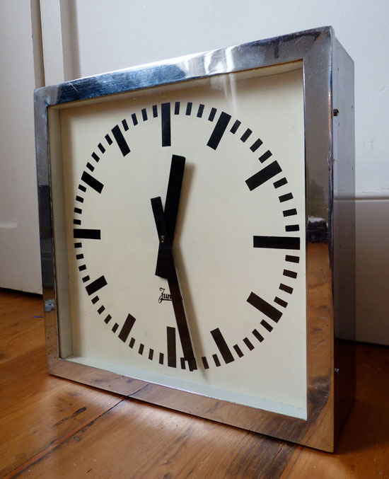 JUNDES Chrome Clock VIntage Industrial Factory 1930